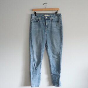 Denver Hayes Women's Blue Sz 10 Light Wash High Rise Denim Stretch Skinny Jeans